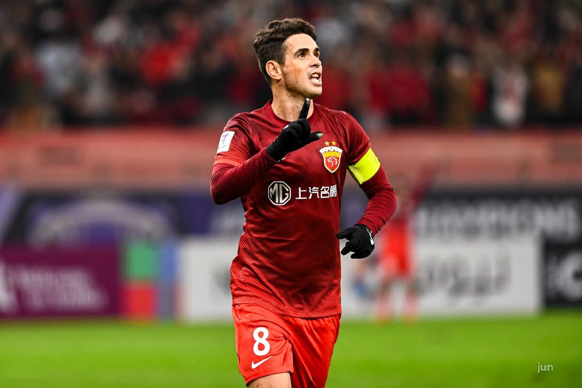 包含巴西圣保罗足球俱乐部签下了一名年轻球员的词条 包含巴西圣保罗足球俱乐部签下了一名年轻球员的词条