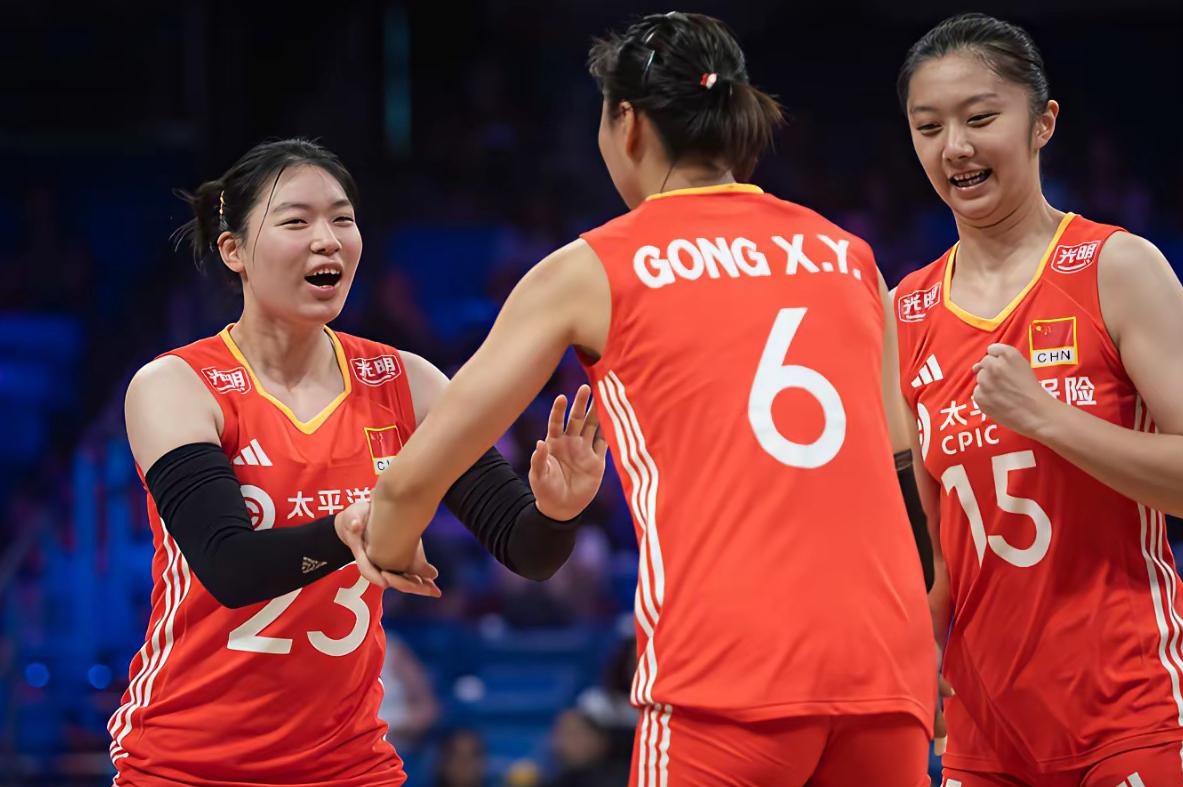 包含加拿大女排逆转强敌挺进四强的词条