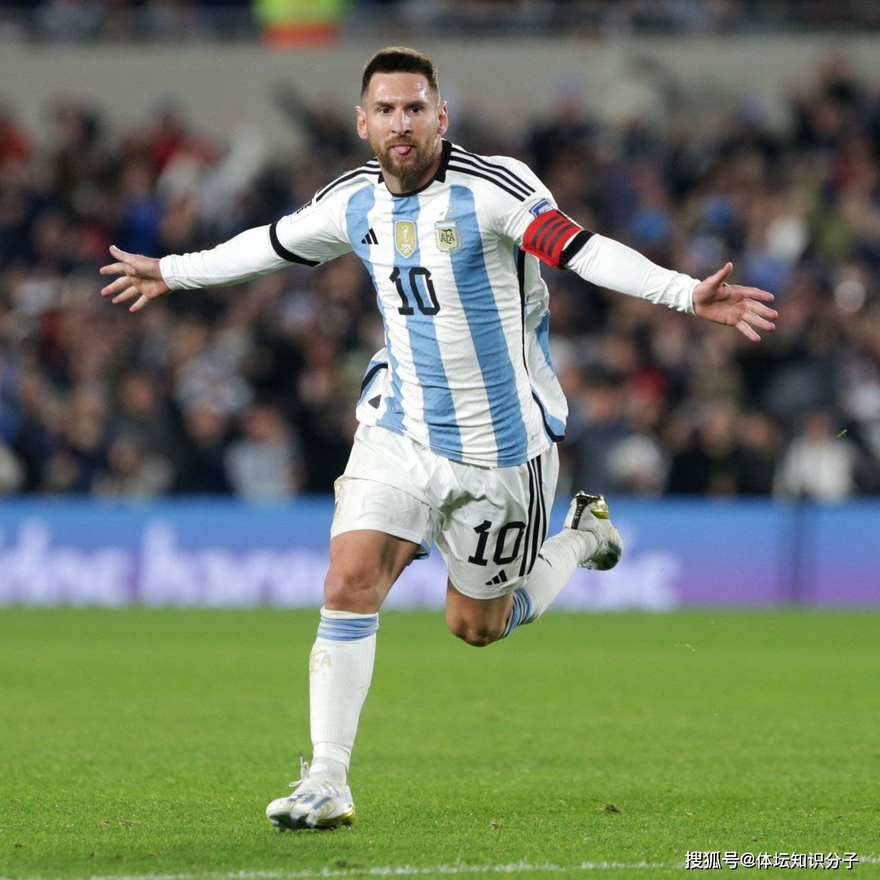 世界杯赛场上球员们的精湛表现令人惊艳的简单介绍 世界杯赛场上球员们的精湛表现令人惊艳的简单介绍