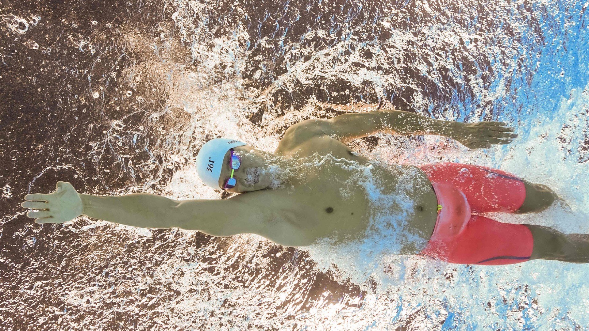 哈利伯顿关键时刻站出来，辽宁队一波带走马刺